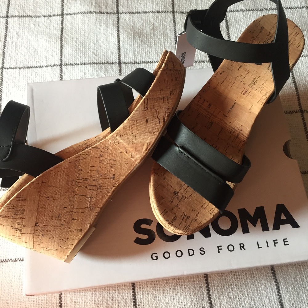 NIB Sonoma black cork wedge